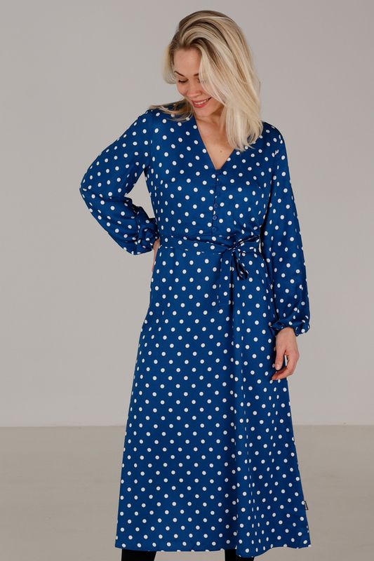 Mette blå polkadot klänning