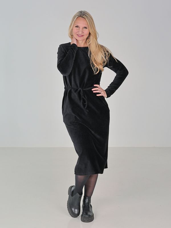 Chloe svart klänning i sammet