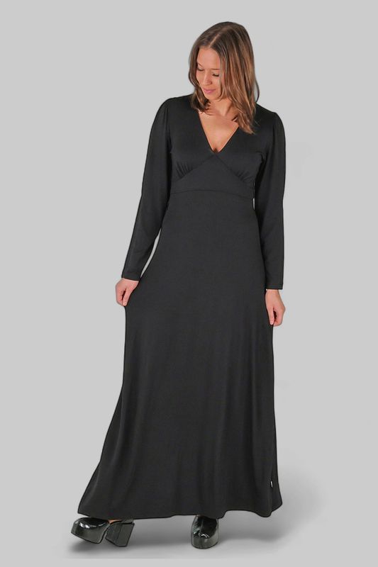 Ragnhild svart elegant klänning.