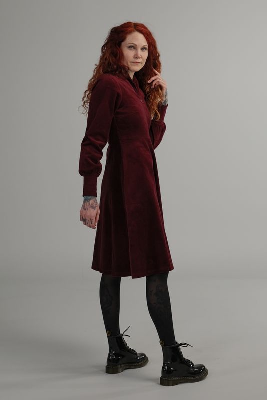 Gabrielle plum klänning