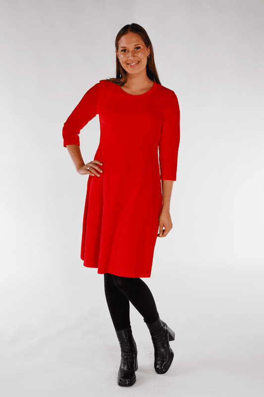 Elli klänning babycord röd