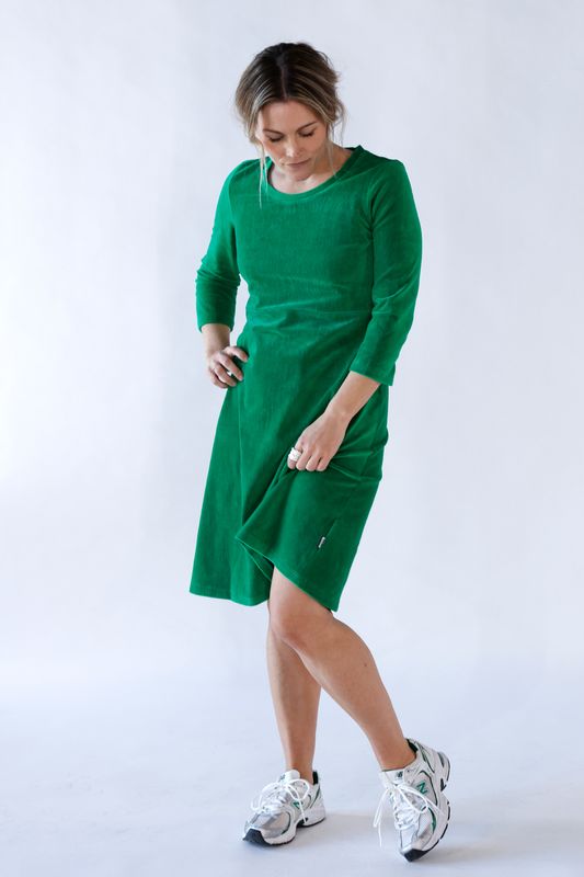 Elli klänning babycord grön