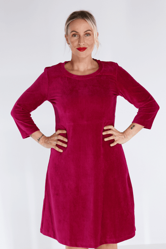 Elli klänning babycord cerice